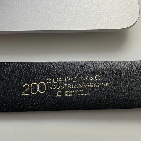 Vintage Cuero Vaca Industria Argentina Dark Brown Leather Belt w/Gold Hardware - Picture 12 of 12